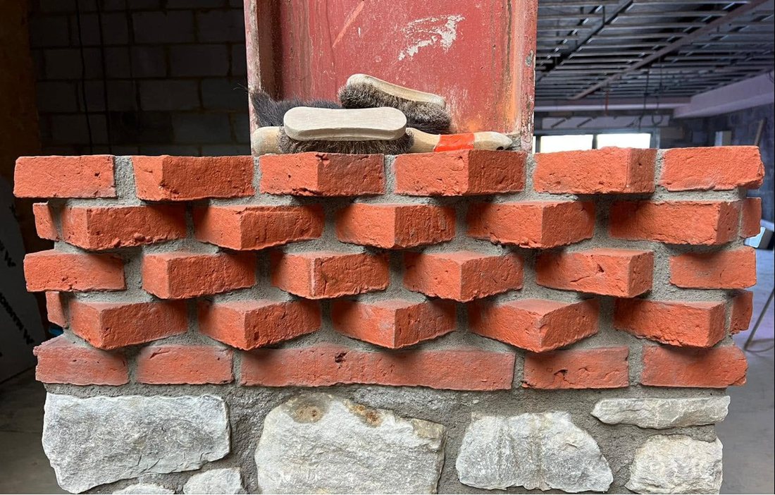 Dog-Tooth Brick Feature